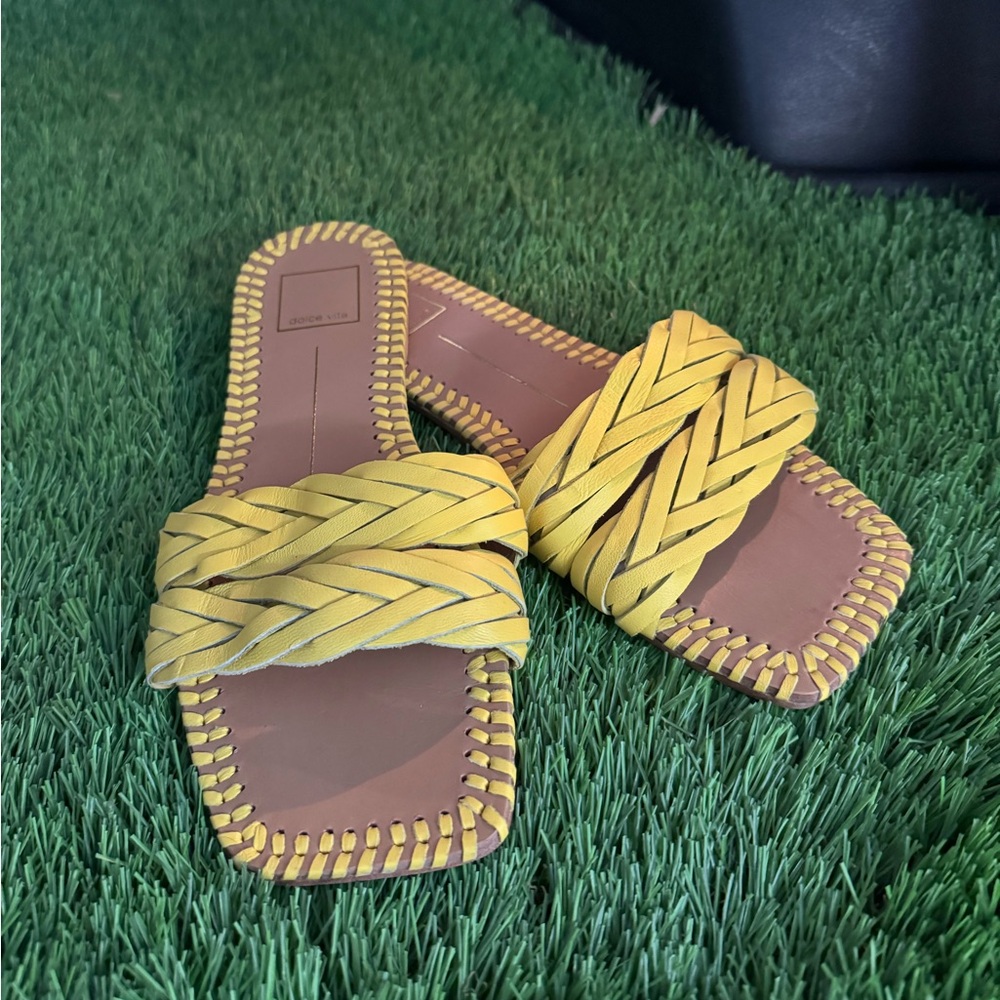 Dolce Vita AVANNA SANDALS YELLOW LEATHER